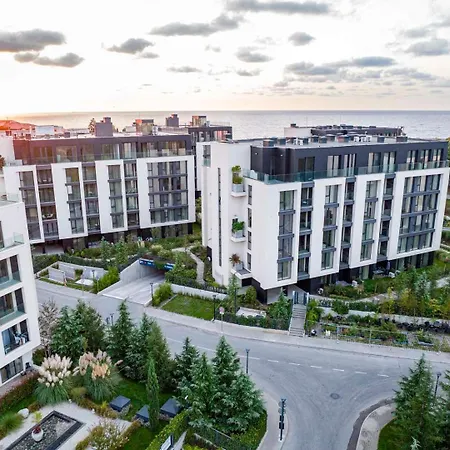 Sea Flats With Pool In Azur Апартаменты *