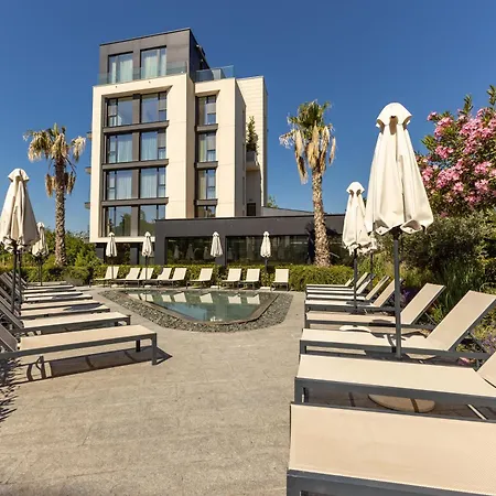 Sea Flats With Pool In Azur * Святые Константин и Елена