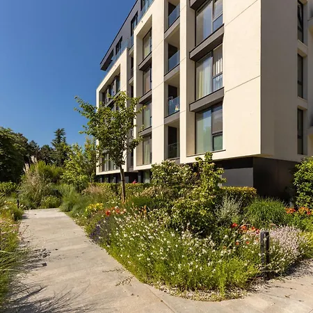 Sea Flats With Pool In Azur Апартаменты