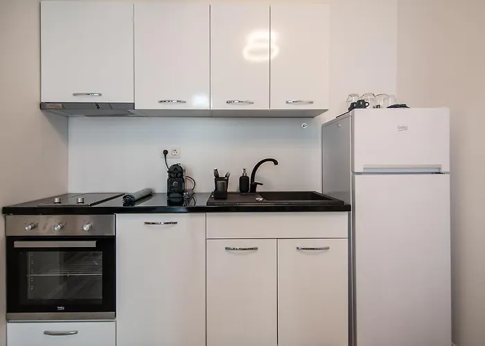 Апартаменты Sea Flats With Pool In Azur